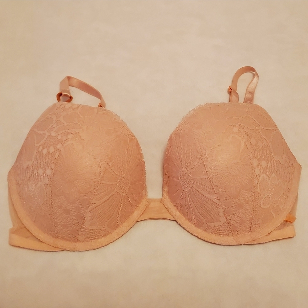 Victoria's Secret 34DD Marzipan Posey Lace Multiway Push Up Bra